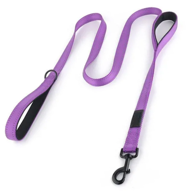 Поводок Nunbell Professional нейлон 20мм*110-120см Фиолетовый с эргономичной ручкой и светоотр. нить